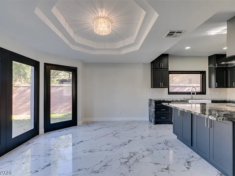 7040 Obannon Dr — Photo 15