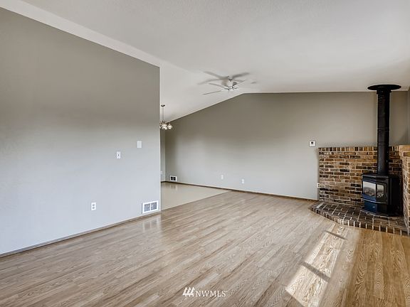 Flexible seating options to play with. 