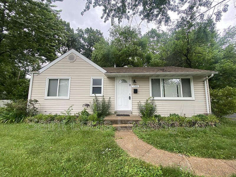 1st image of 3360 Delta Dr