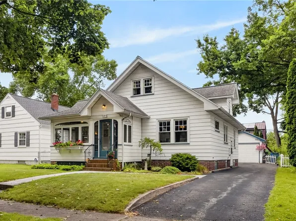 89 Edgemont Rd, Rochester, NY 14620