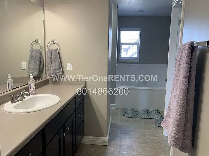 1825 W 2280 S — Photo 7