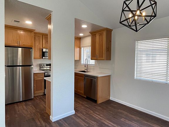 4th image of 11353 Avenida De Los Lobos APT C