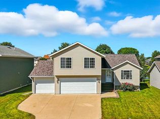 2901 Russell Dr, Iowa City, IA