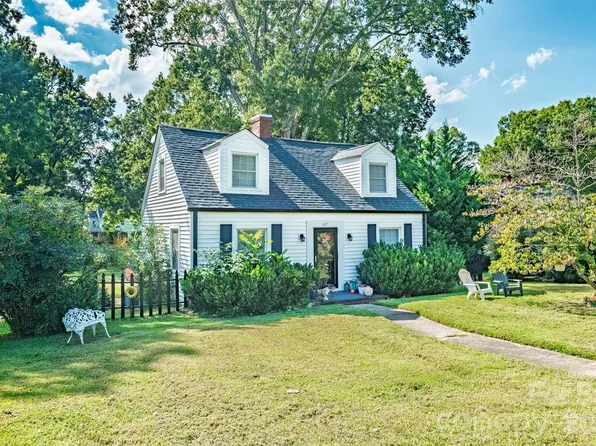 627 N 6th St, Albemarle, NC 28001