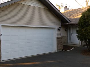 553 Sand Creek Rd, Colonie, NY 12205