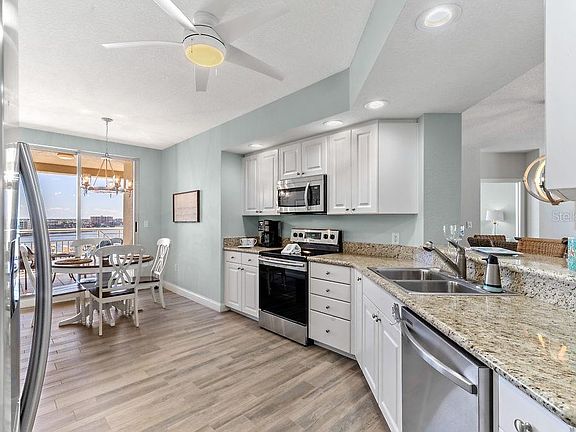 5th image of 10 Papaya St APT 805