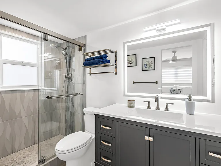 2870 NE 14th St #108C — Photo 18