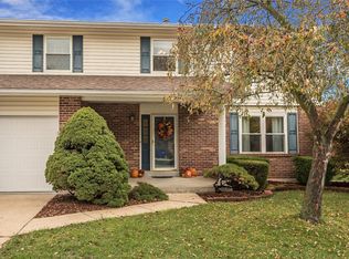 20 Lake Meramec Dr, Saint Peters, MO 63376