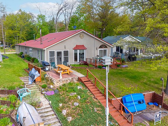 3rd image of 781 Bluegill Lake Rd