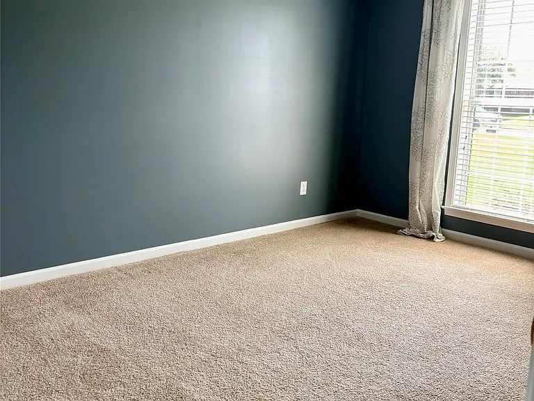 1315 Cameron Ct — Photo 7