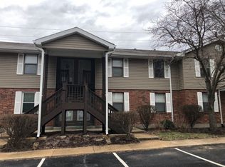 1805 New Sun Ct, Florissant, MO 63031
