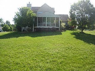 2nd image of 4977 Foothills Dr