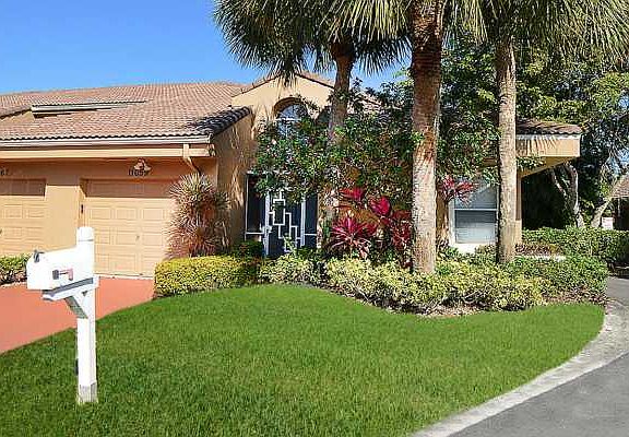 Home For Sale In SWEETWATER 1V