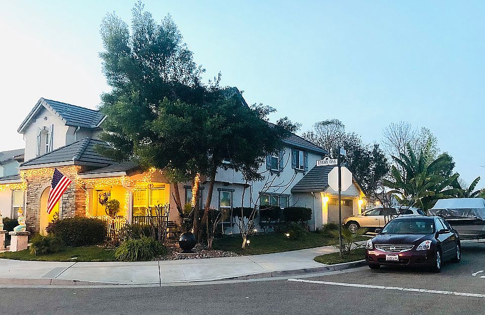 1st image of 303 Emory Oak Pl