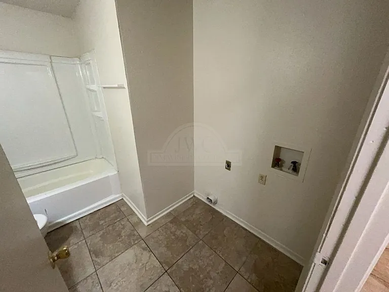 1504 Indian Trl — Photo 11