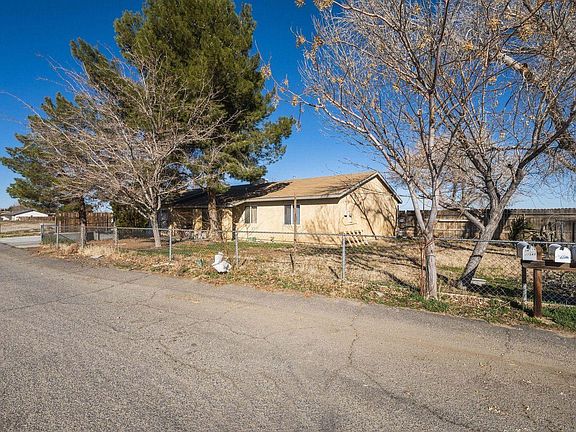 3rd image of 17353 Mossdale Ave