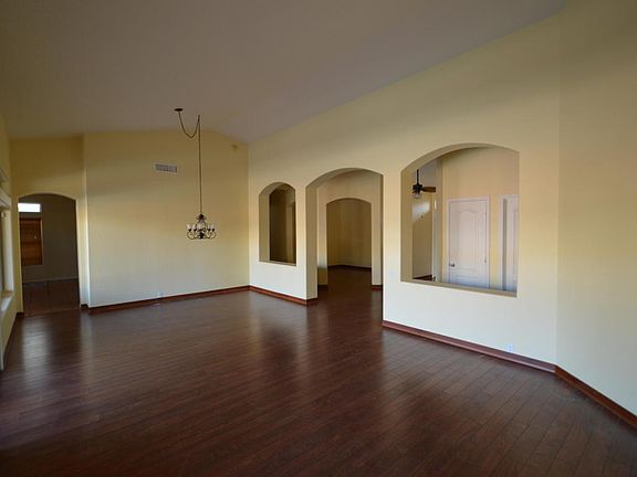4th image of 1880 W Serenade St
