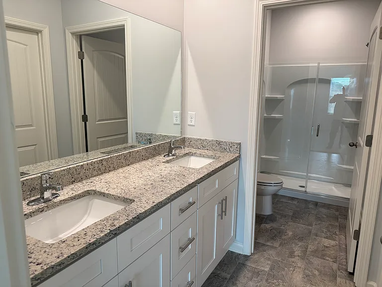 94 Gateway Dr — Photo 8