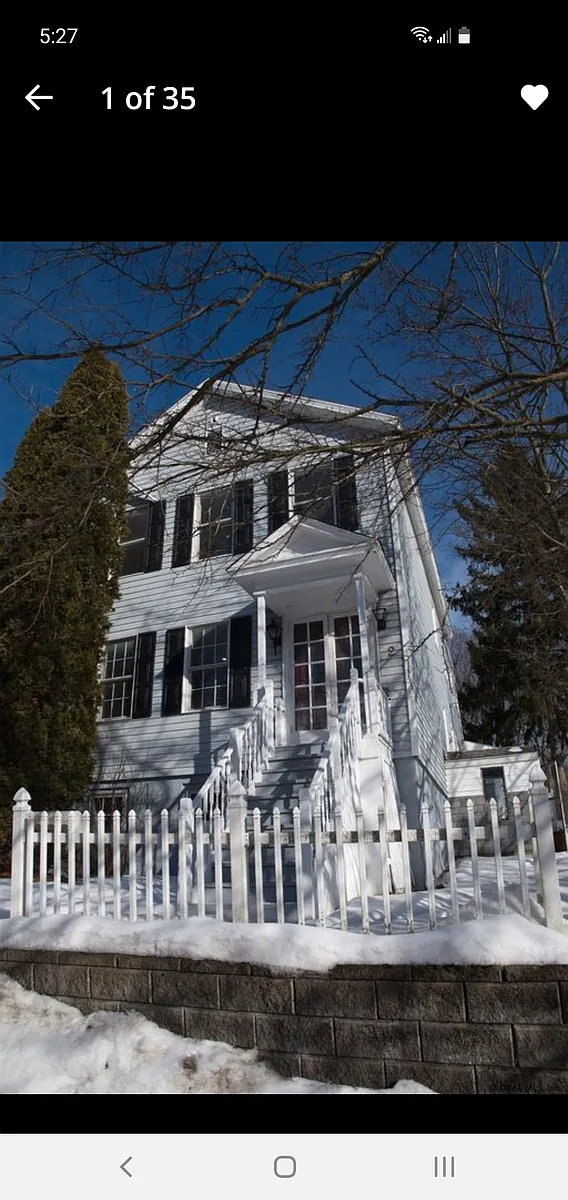Building Photo - 2 Lawrence St #1