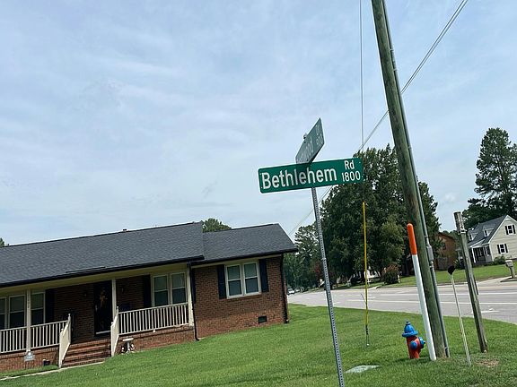 5th image of 1701 Bethlehem Rd