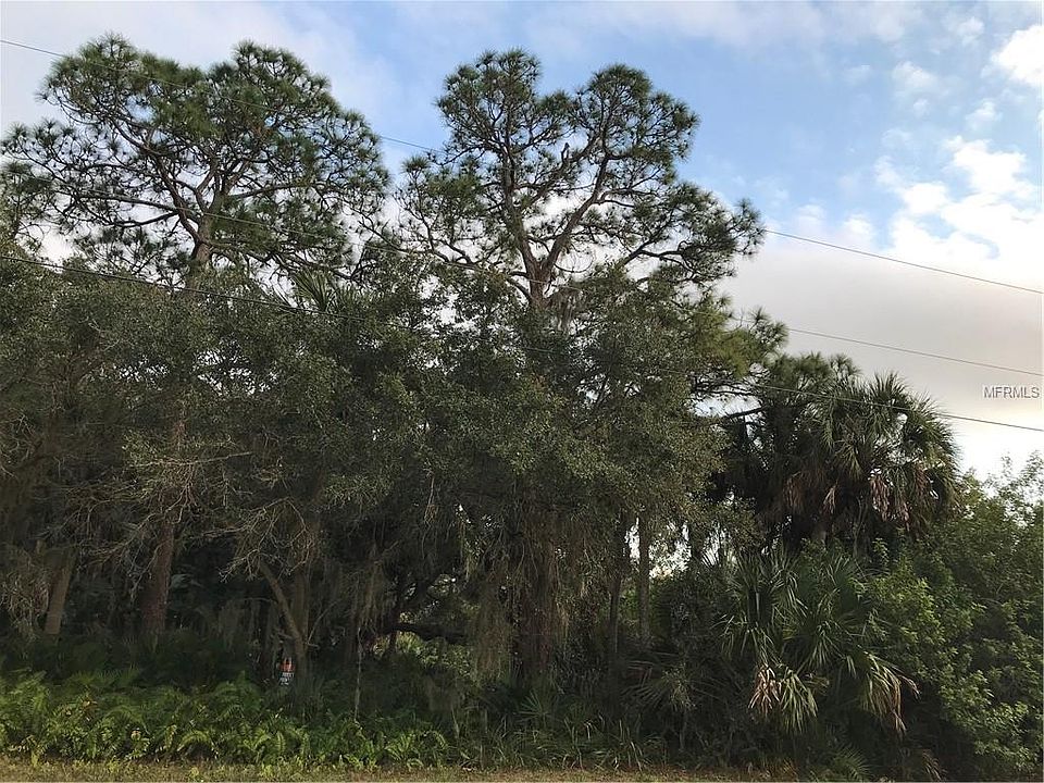 1st image of 559 Sweetwater Dr