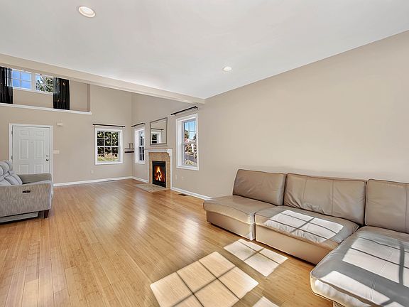 3rd image of 35 Windy Hill Ln #35