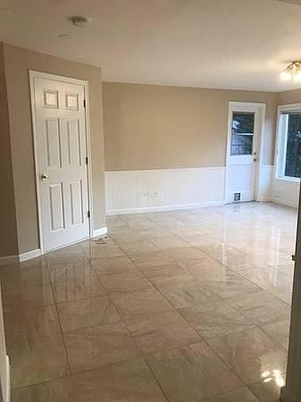1st image of 321 207th Ave NE #2