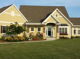 6125 Madeline Ln, Caledonia, WI 53108