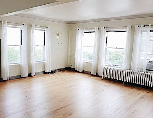 1st image of 1028 E Juneau Ave APT 529