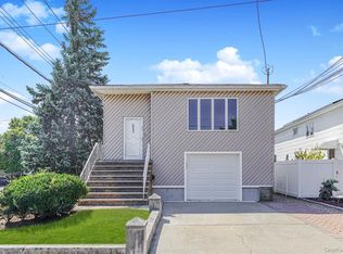 622 Barlow Avenue, Staten Island, NY