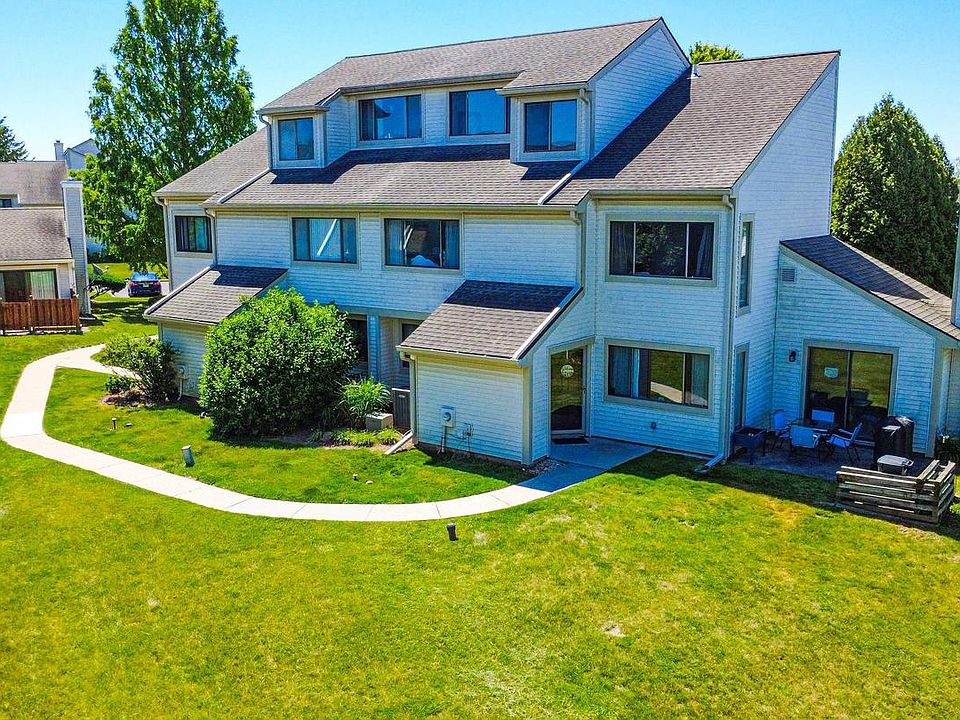 1st image of 705 Freedom Cir