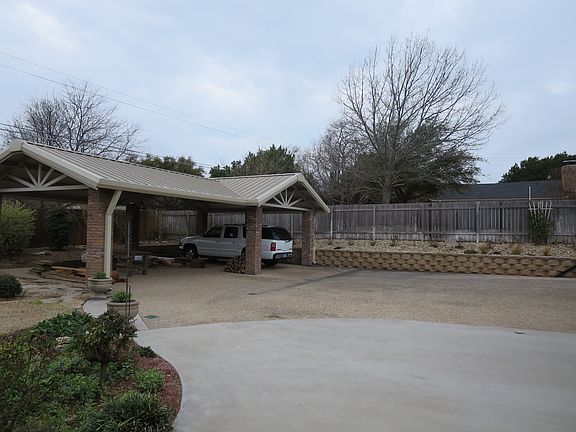 2nd image of 9905 Sandalwood Dr