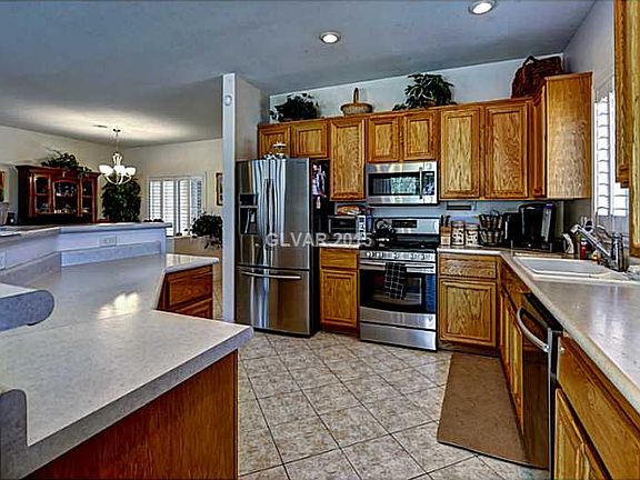 4th image of 1648 Warrington Dr