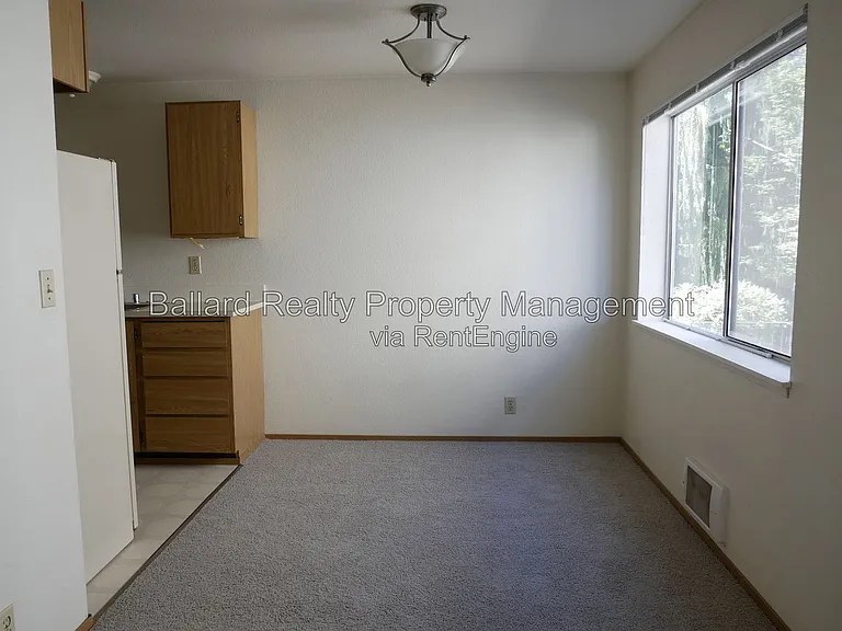 3232 21st Ave W #102 — Photo 8