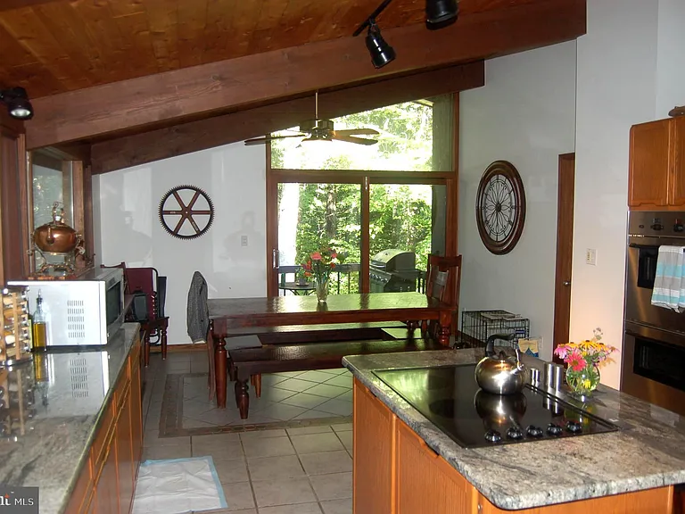9728 Swift Creek Ct — Photo 28