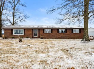 397 E 300 N, Winchester, IN 47394