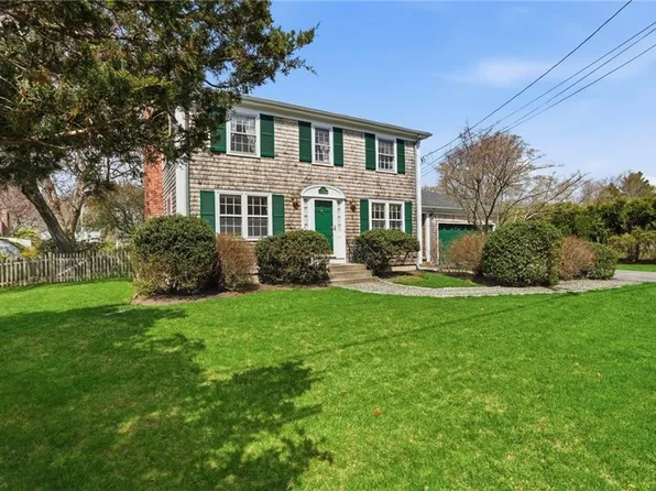 194 New Meadow Rd, Barrington, RI 02806