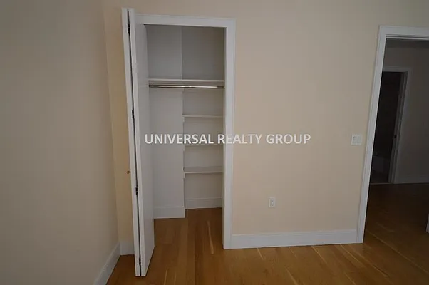 Rented by Universal Realty Group | media 37