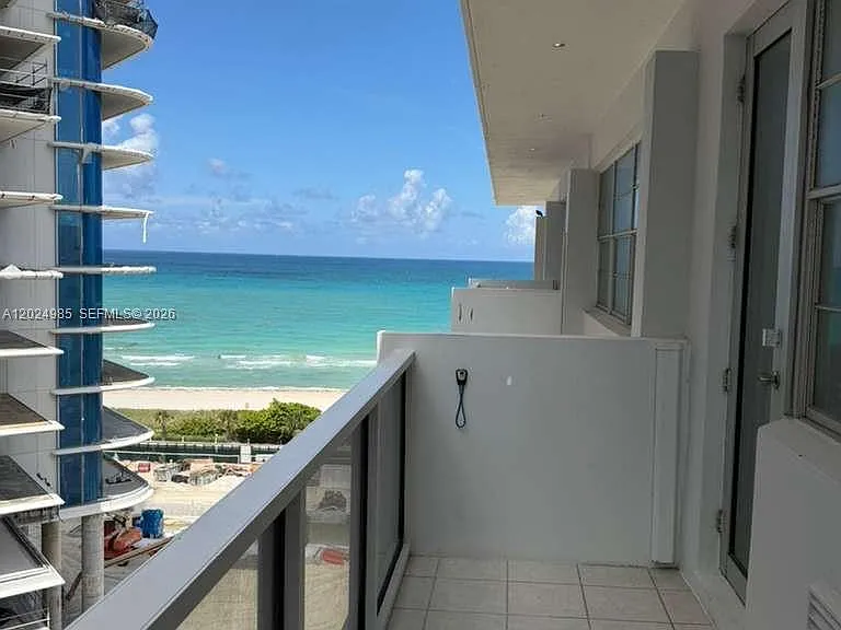 5313 Collins Ave #1109 — Photo 7