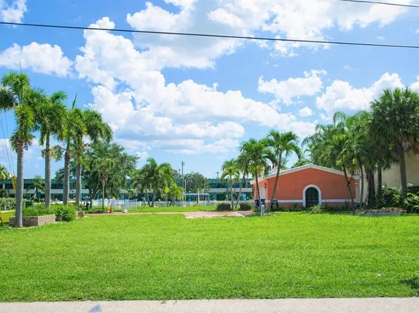 11855 1ST STREET E LOT 1, TREASURE ISLAND, FL 33706