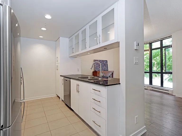 6351 Buswell St #7 — Photo 5