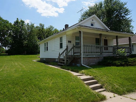2nd image of 2613 13th Ave