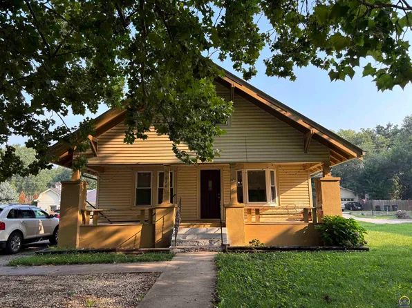 620 Hockaday St, Council Grove, KS 66846