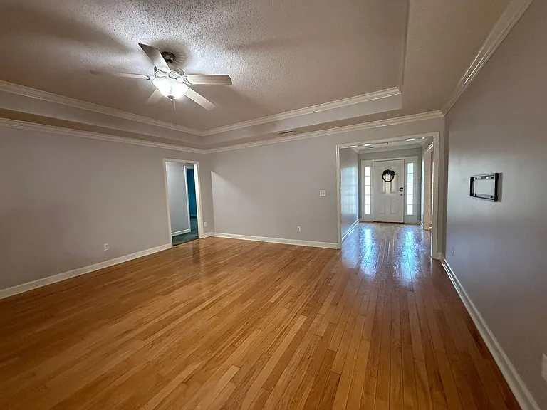 242 Turtle Creek Dr — Photo 17