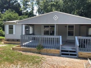 3515 Charleston Rd, Poca, WV 25159