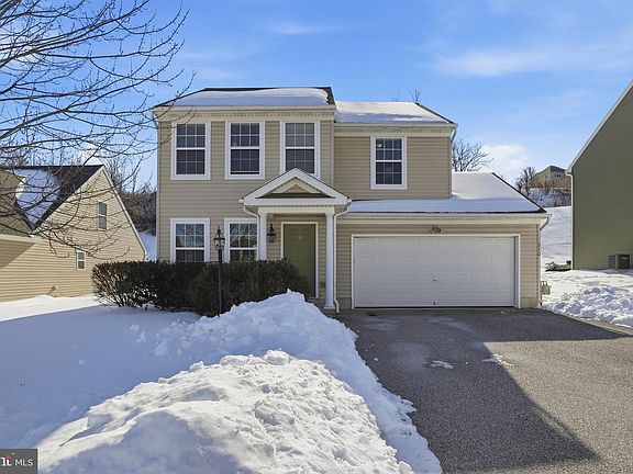 2nd image of 370 Azalea Dr