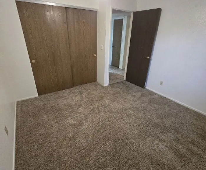 2784 N Columbus Blvd — Photo 13