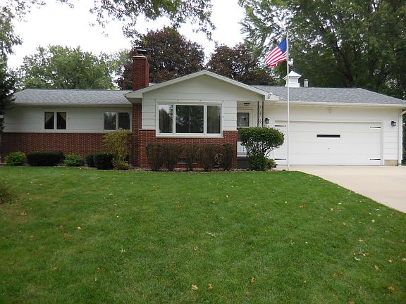 2nd image of 314 Maryhill Dr