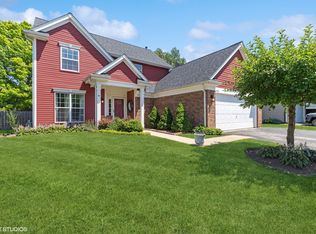 1450 Lancaster Ct, Grayslake, IL