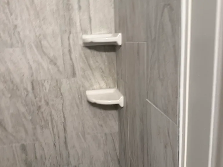 LL Shower